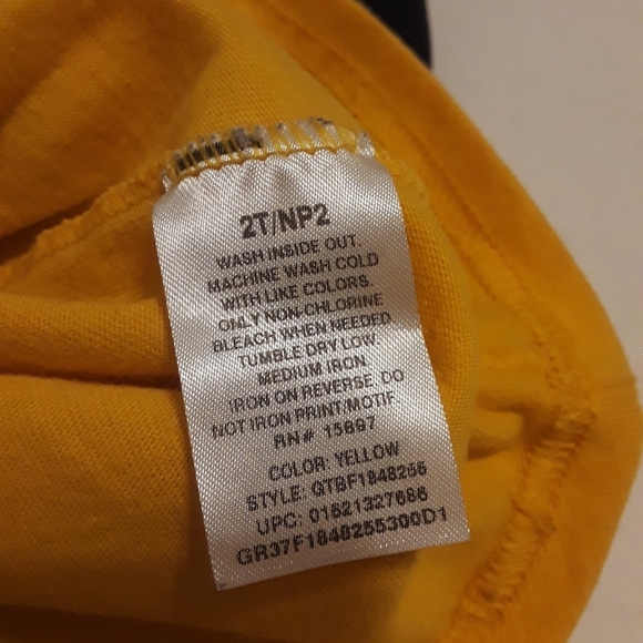 4 pc kids tees and long sleeve shirts - Picture 15 of 15